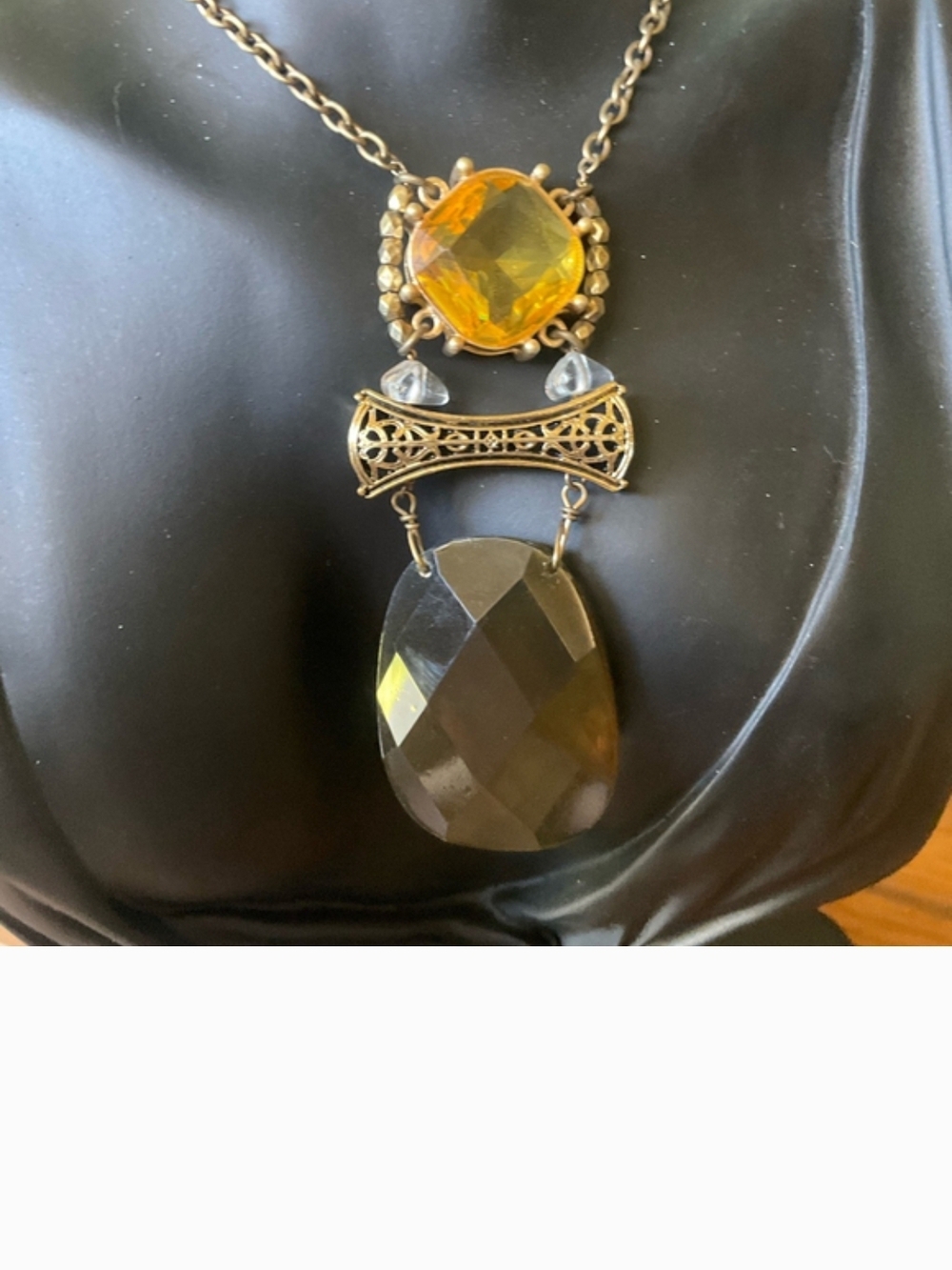 Vintage Banana Republic Yellow and Brown Glass Pendant Necklace